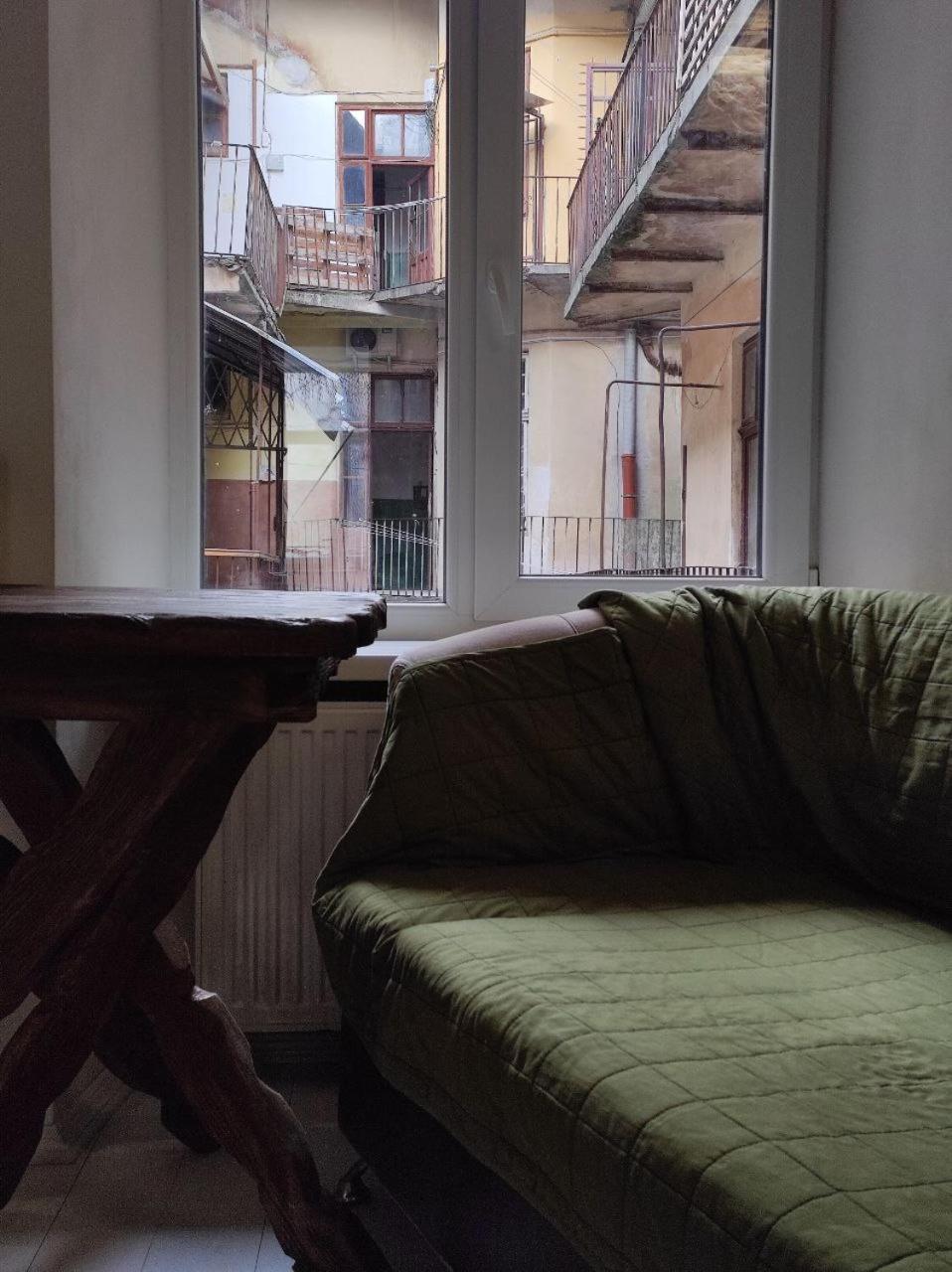 Hostel Europe-U Лвив Екстериор снимка