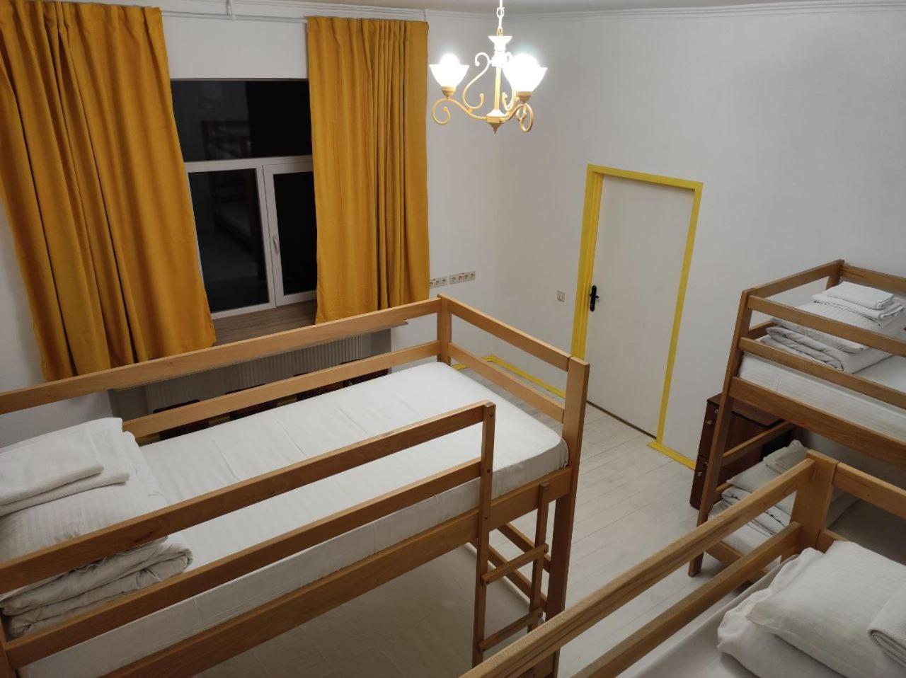 Hostel Europe-U Лвив Екстериор снимка
