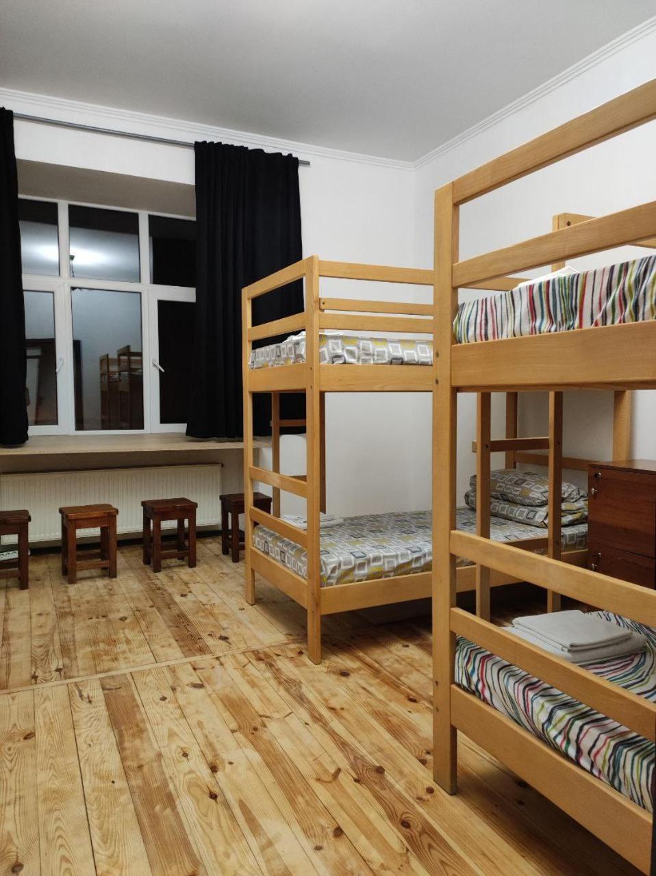 Hostel Europe-U Лвив Екстериор снимка