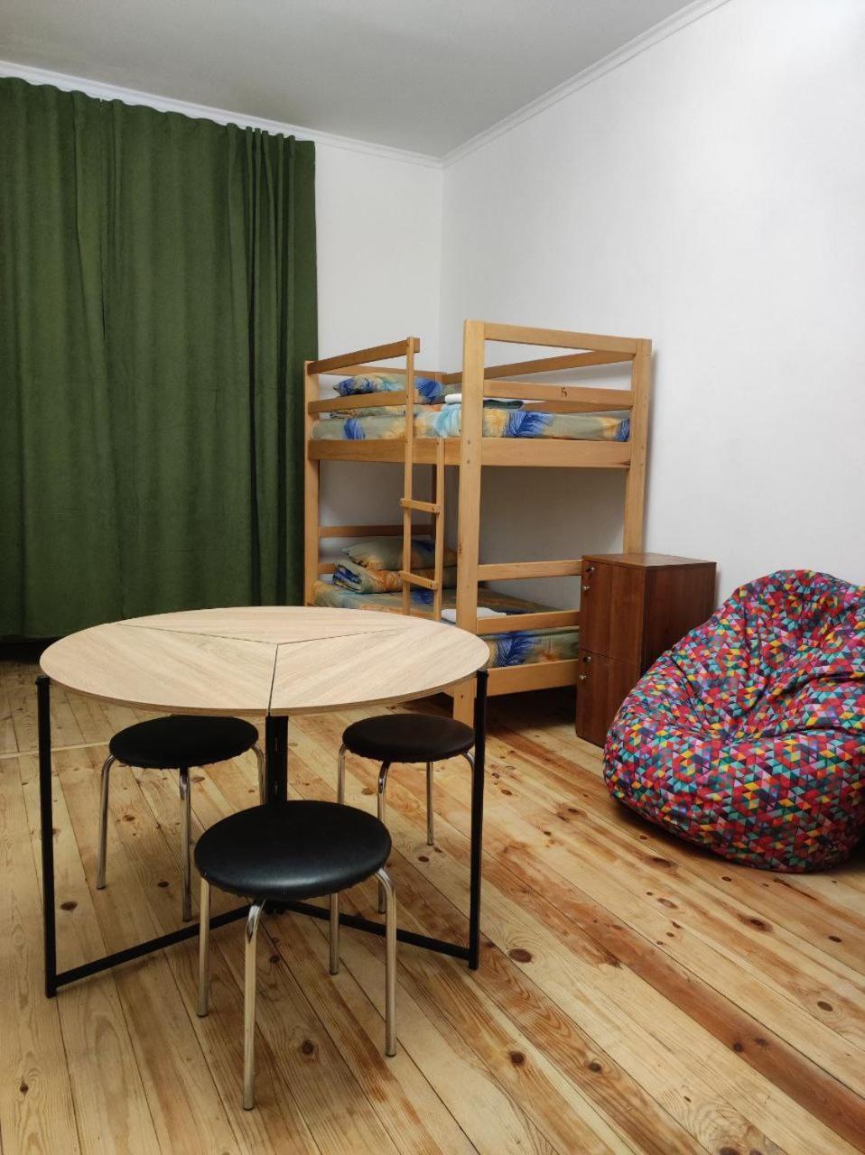 Hostel Europe-U Лвив Екстериор снимка