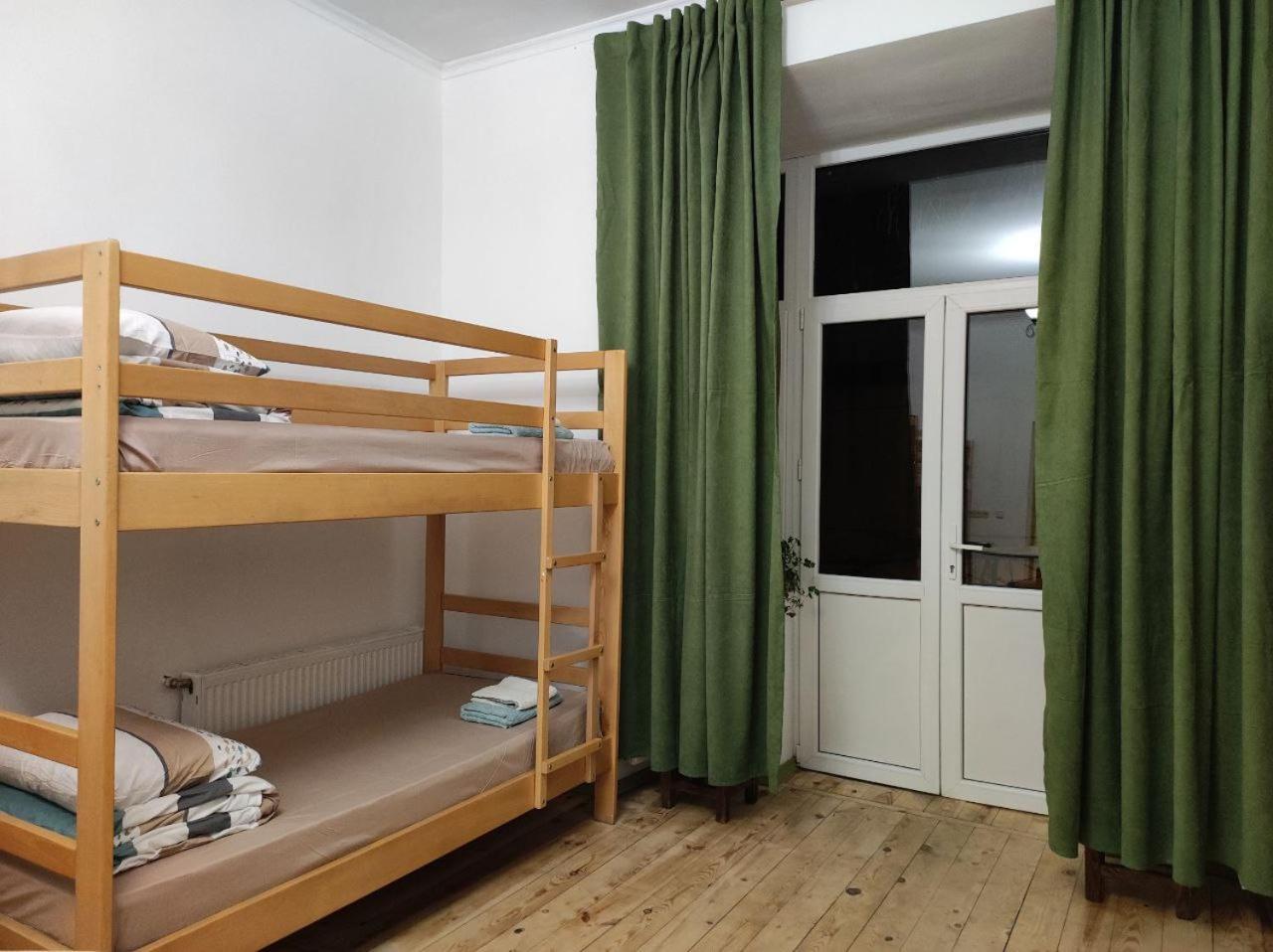 Hostel Europe-U Лвив Екстериор снимка
